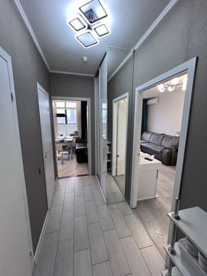 Продам однокомнатную (1-комн.) квартиру, Адмирала Трибуца ул, 5а, Санкт-Петербург г