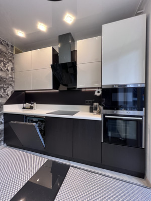 Продам однокомнатную (1-комн.) квартиру, Адмирала Трибуца ул, 5а, Санкт-Петербург г