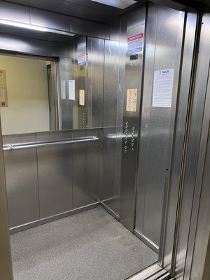 Продам однокомнатную (1-комн.) квартиру, Адмирала Трибуца ул, 5а, Санкт-Петербург г