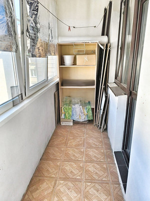 Продам двухкомнатную (2-комн.) квартиру, им. Сергея Есенина ул, 82/4, Краснодар г