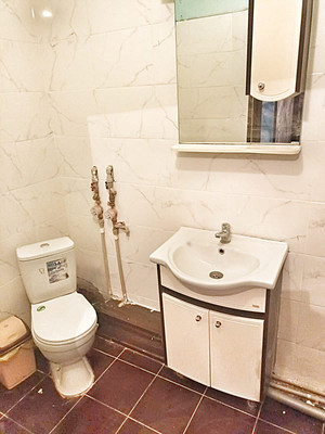 Продам двухкомнатную (2-комн.) квартиру, им. Сергея Есенина ул, 82/4, Краснодар г