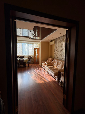 Продам двухкомнатную (2-комн.) квартиру, Королева пр-кт, 2/3, Ростов-на-Дону г