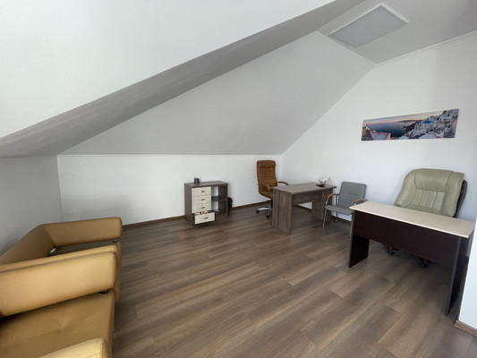 Продам многокомнатную квартиру, Петропавловская ул, 11, Симферополь г