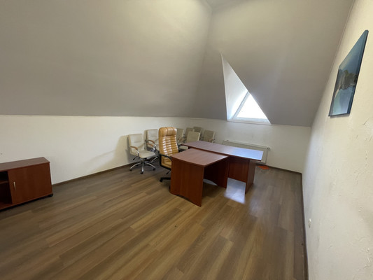 Продам многокомнатную квартиру, Петропавловская ул, 11, Симферополь г