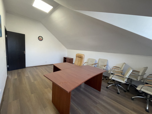 Продам многокомнатную квартиру, Петропавловская ул, 11, Симферополь г