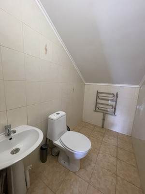 Продам многокомнатную квартиру, Петропавловская ул, 11, Симферополь г