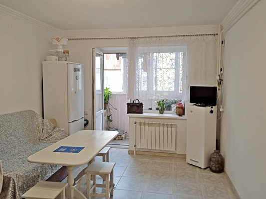 Продам однокомнатную (1-комн.) квартиру, Ягодная ул, 3, Ямное с