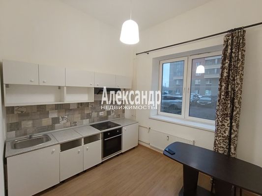 Продам однокомнатную (1-комн.) квартиру, Колпинская ул, 28к1, Колпино г