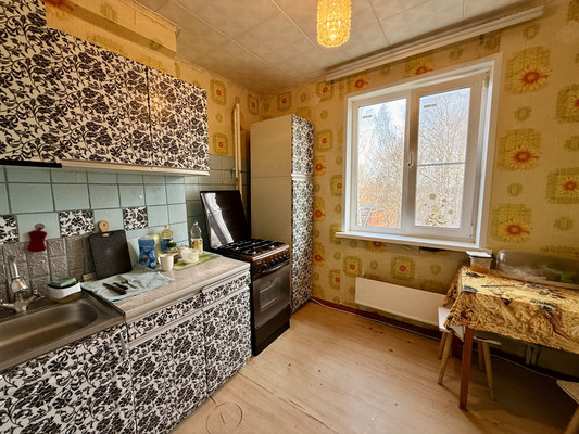 Продам двухкомнатную (2-комн.) квартиру, 25, Николо-Кропотки с