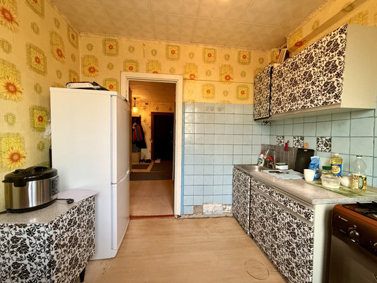 Продам двухкомнатную (2-комн.) квартиру, 25, Николо-Кропотки с