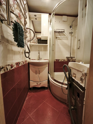 Продам двухкомнатную (2-комн.) квартиру, Горка тер. СНТ, 4, Малышево д