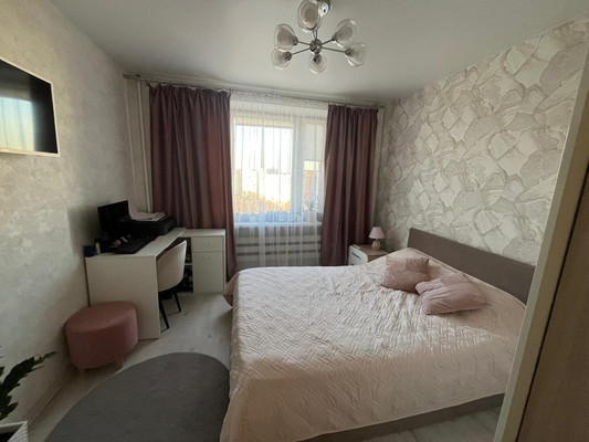 Продам трехкомнатную (3-комн.) квартиру, Советский проезд, 5, Видное г