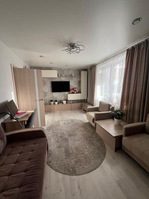 Продам трехкомнатную (3-комн.) квартиру, Советский проезд, 5, Видное г