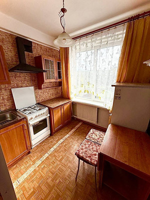 Продам однокомнатную (1-комн.) квартиру, Веры Слуцкой ул, 34, Колпино г