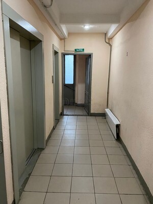 Продам однокомнатную (1-комн.) квартиру, Загородное ш, 3к3, Москва г