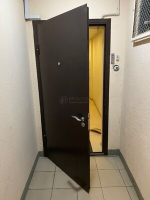 Продам однокомнатную (1-комн.) квартиру, Загородное ш, 3к3, Москва г