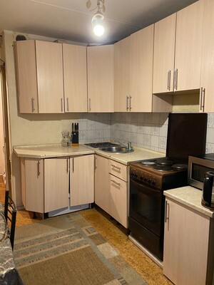 Продам однокомнатную (1-комн.) квартиру, Загородное ш, 3к3, Москва г