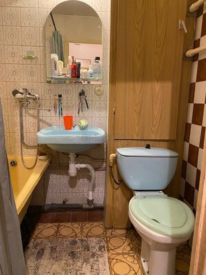 Продам однокомнатную (1-комн.) квартиру, Загородное ш, 3к3, Москва г