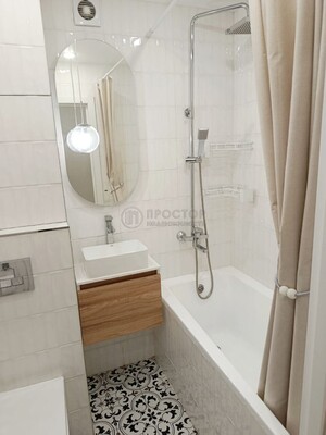 Продам однокомнатную (1-комн.) квартиру, Онежская ул, 45/19, Москва г