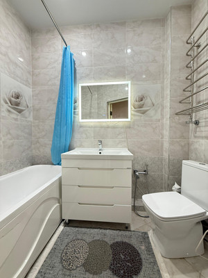 Продам двухкомнатную (2-комн.) квартиру, Тлостанова ул, 32, Нальчик г