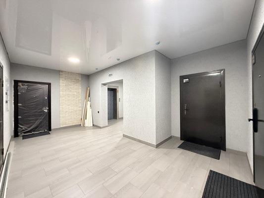 Продам двухкомнатную (2-комн.) квартиру, Тлостанова ул, 32, Нальчик г