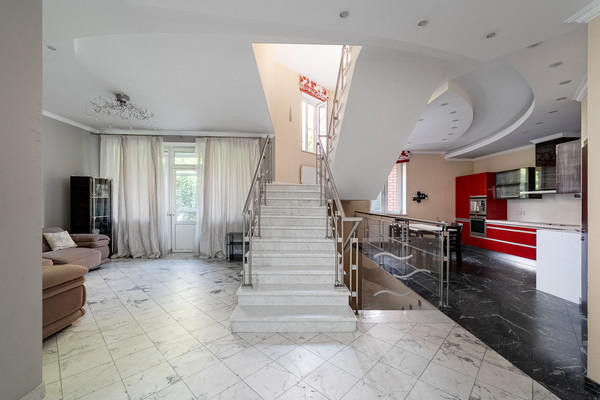 Продам таунхаус, Остафьевская ул, 35к5, Москва г, 0 км от города