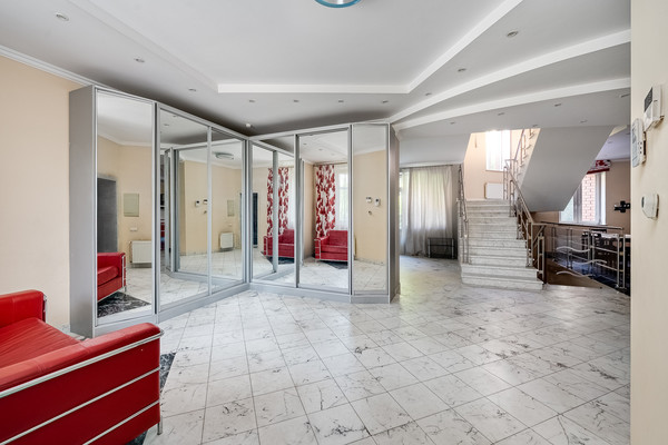 Продам таунхаус, Остафьевская ул, 35к5, Москва г, 0 км от города