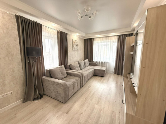 Продам однокомнатную (1-комн.) квартиру, Кременчугская ул, 1, Ростов-на-Дону г