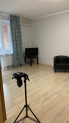 Продам двухкомнатную (2-комн.) квартиру, им. 40-летия Победы ул, 67, Краснодар г