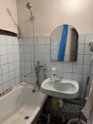 Продам трехкомнатную (3-комн.) квартиру, Мичуринский пр-кт, 38, Москва г