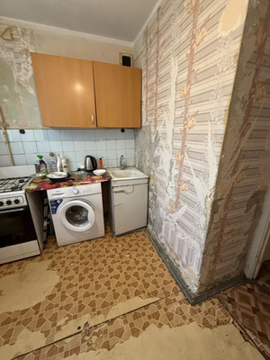 Продам трехкомнатную (3-комн.) квартиру, Мичуринский пр-кт, 38, Москва г