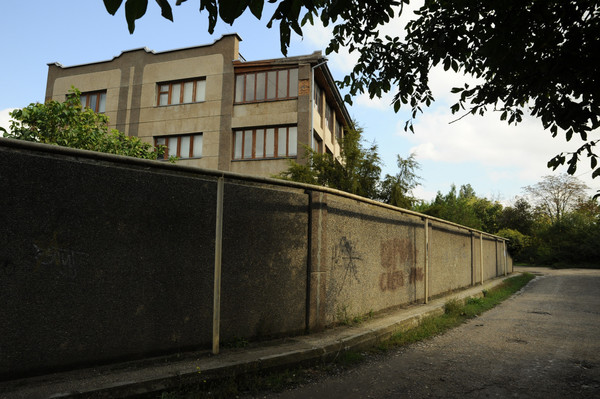 Продам коммерческое помещение 690 м2, Тополевая ул, 42, Совхозное с