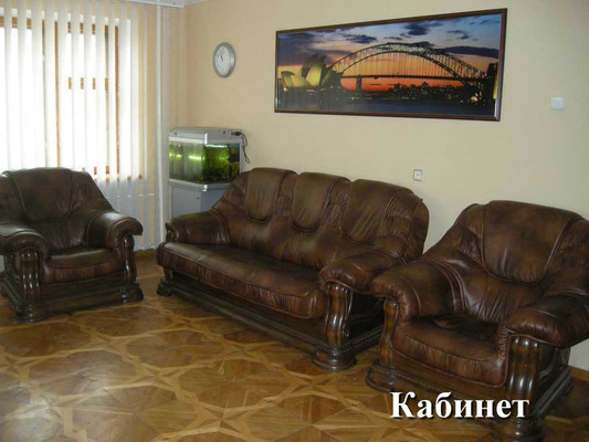 Продам коммерческое помещение 690 м2, Тополевая ул, 42, Совхозное с