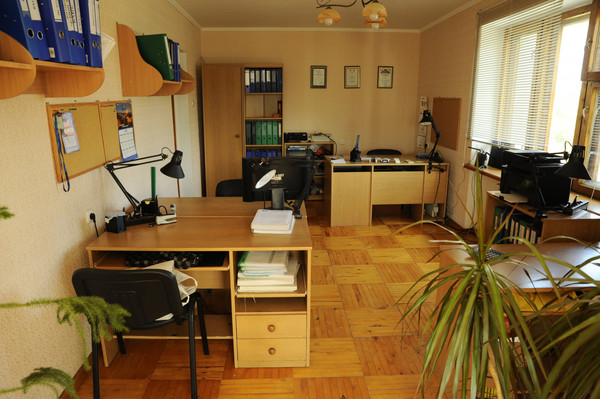 Продам коммерческое помещение 690 м2, Тополевая ул, 42, Совхозное с