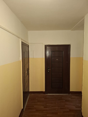 Продам трехкомнатную (3-комн.) квартиру, 8, Вороново с