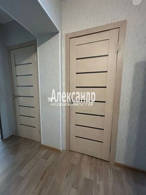 Продам двухкомнатную (2-комн.) квартиру, Маяковского ул, 20, Приозерск г