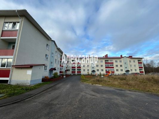 Продам двухкомнатную (2-комн.) квартиру, Маяковского ул, 20, Приозерск г