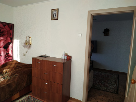 Продам трехкомнатную (3-комн.) квартиру, Строителей пр-кт, 29, Иваново г