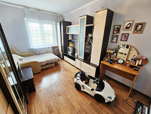 Продам трехкомнатную (3-комн.) квартиру, Петренко ул, 8, Ростов-на-Дону г