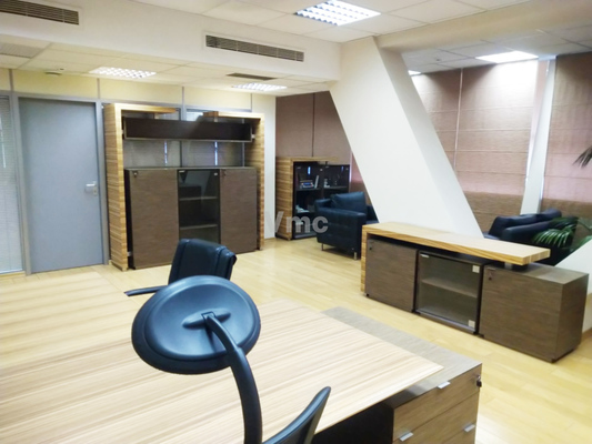 Сдам офисное помещение 474,8 м2, Цветной б-р, 22 1, Москва г