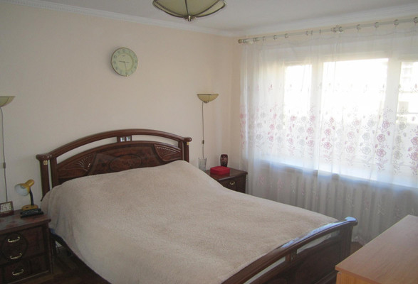 Продам трехкомнатную (3-комн.) квартиру, Малиновского ул, 72, Ростов-на-Дону г