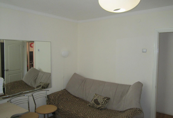 Продам трехкомнатную (3-комн.) квартиру, Малиновского ул, 72, Ростов-на-Дону г