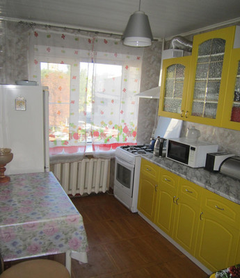 Продам трехкомнатную (3-комн.) квартиру, Малиновского ул, 72, Ростов-на-Дону г