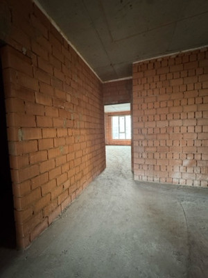 Продам трехкомнатную (3-комн.) квартиру, Тлостанова ул, 32, Нальчик г