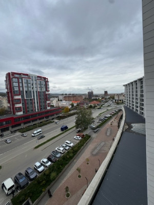 Продам трехкомнатную (3-комн.) квартиру, Тлостанова ул, 32, Нальчик г