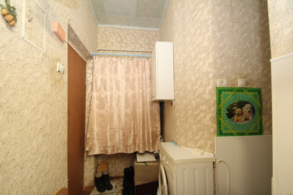 Продам двухкомнатную (2-комн.) квартиру, Дубравная 11-я ул, 1, Нижний Новгород г