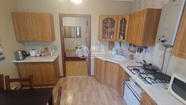 Продам трехкомнатную (3-комн.) квартиру, Чехова ул, 32, Удельная дп