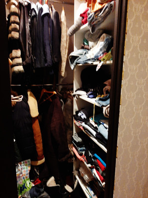 Продам двухкомнатную (2-комн.) квартиру, Генерала Кныша ул, 1, Гатчина г