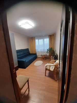 Продам двухкомнатную (2-комн.) квартиру, Генерала Кныша ул, 1, Гатчина г