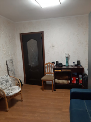 Продам двухкомнатную (2-комн.) квартиру, Генерала Кныша ул, 1, Гатчина г